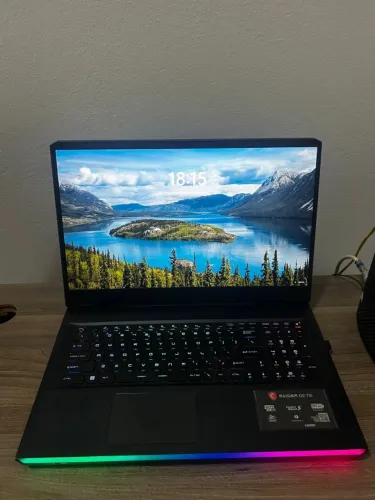 MSI Raider GE76 RTX 3080 8GB | i7-12700H | 32GB DDR5 | SSD 1,4TB | 144hz