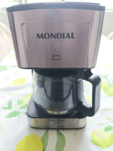 Cafeteira Elétrica Mondial Dolce Arome (20 Xícaras) 220v - 1 ano de uso!