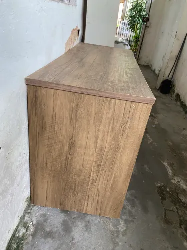 Escrivaninha e Nicho usados