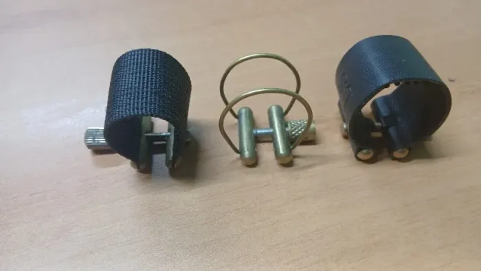 3 BRACADEIRAS  PARA SAX ALTO