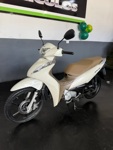 Biz 125, branca, 2019/19, novíssima, manual, chave reserva e nota fiscal