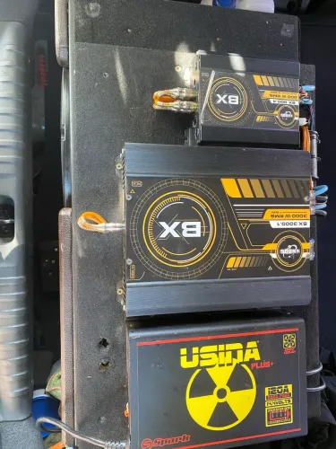 Caixa trio automotiva