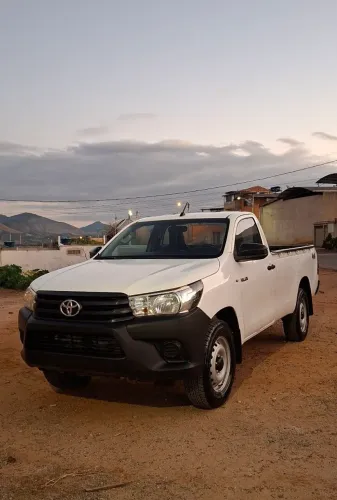 Toyota Hilux CS 4X4 2.8 TDI Diesel Mec. 2021