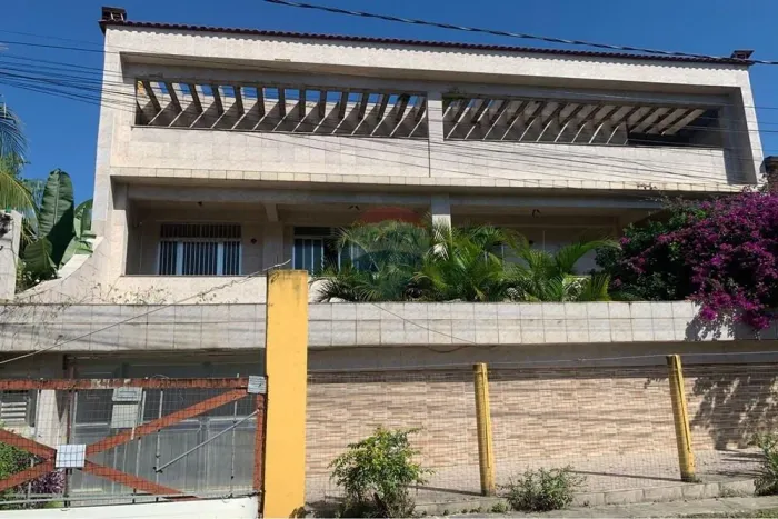 Casa à venda com 2 quartos, 525m² de terreno, por R$ 300.000,00, em Campo Lindo, Seropédic
