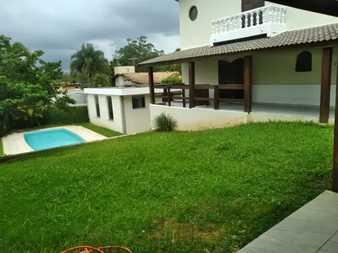 Casa a venda na Granja Viana Cond Nova Higienopolis