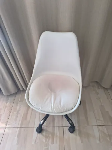 Cadeira escritório branca 