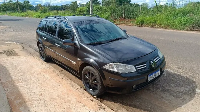 Renault Megane Grand Tour Dynam. Hi-flex 1.6 16V 2012