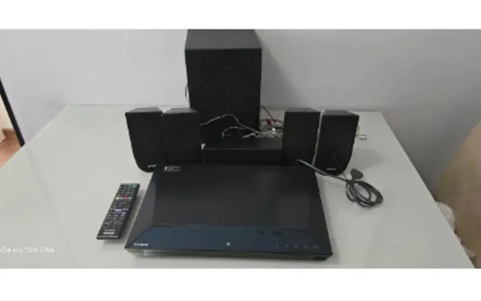 Home Theater SONY modelo BDV-E2100