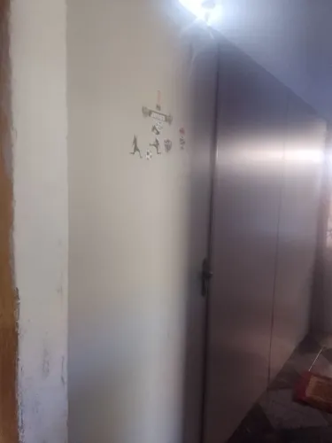Divisória Naval Eucatex Cinza com Porta e Chave - Ideal para Repartir Quarto ou Escritório