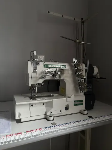 Máquina de Costura Galoneira Sewpower