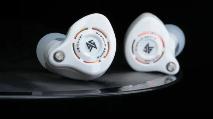 KZ ALDAR ORIGINAL BRANCO SEM MICROFONE 