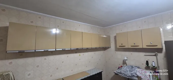 Armário de cozinha de ferro antigo