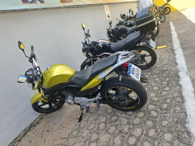 Honda Cb300 2011 extra