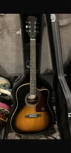 Violão epiphone tampo maciço