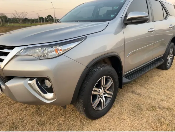 Toyota Hilux SW4 SRV 4X2 2.7 Flex 16V Aut. 2020