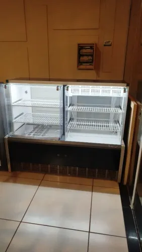 Expositora e estufa p salgados fria e quente , termostato digital voltagem 220