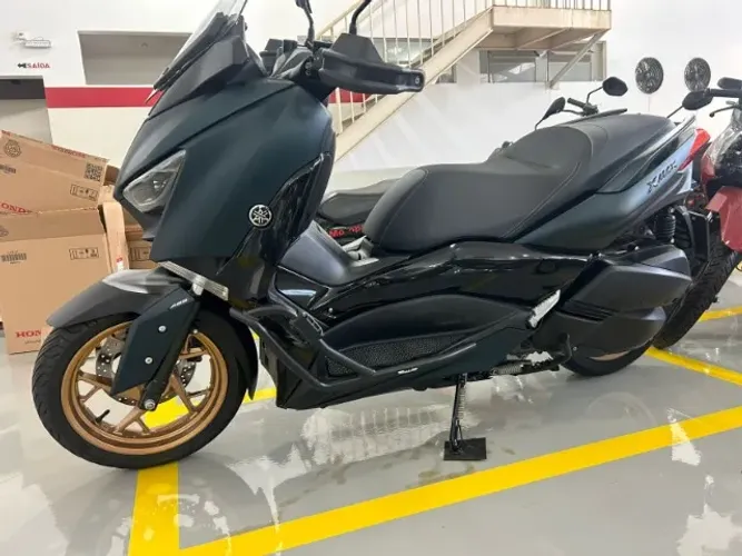 vendo X MAX SCOOTER 2024 ABAIXO DA FIPE
