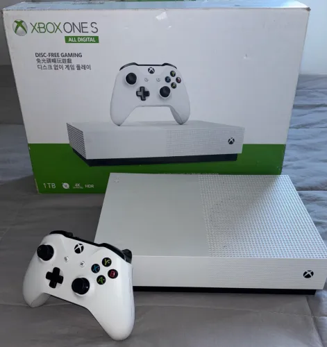 XBOX ONE ALL DIGITAL 1tb