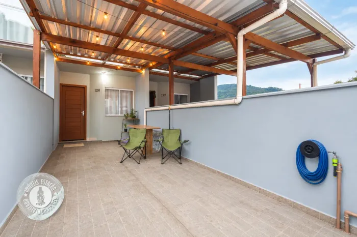 Casa térrea 2 dormitórios a venda no Bairro Itoupava Central