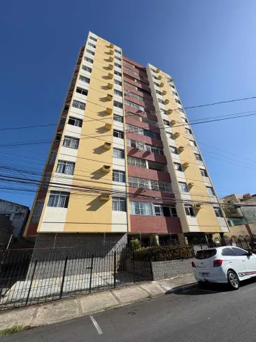 APARTAMENTO 4/4 REFORMADO NO CENTRO  EDIFÍCIO CASA GRANDE [19925]