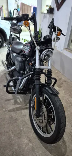 Harley Davidson Sportster 883R
