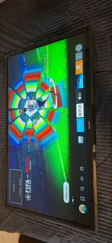 TV Philips LED Full HD 42" + Fire TV Stick Amazon - Excelente Estado