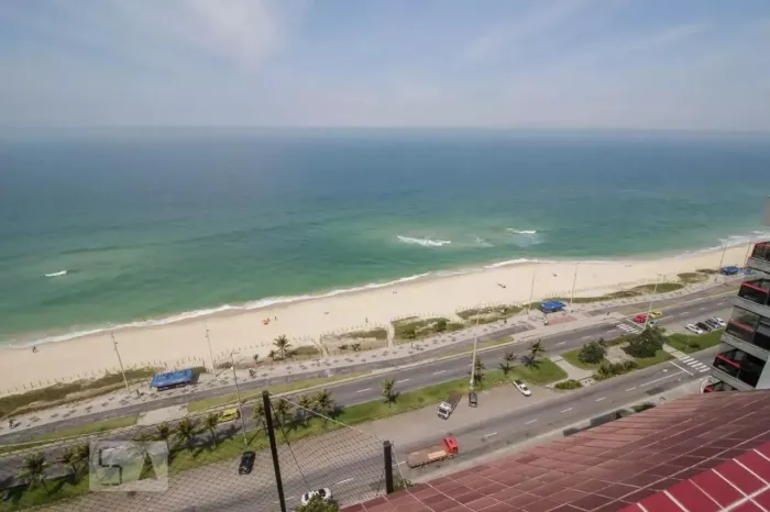 COBERTURA 3 QUARTOS PÉ NA AREIA - LUCIO COSTA - BARRA DA TIJUCA