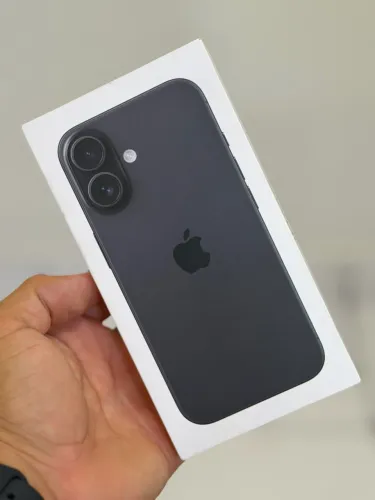 iPhone 16
