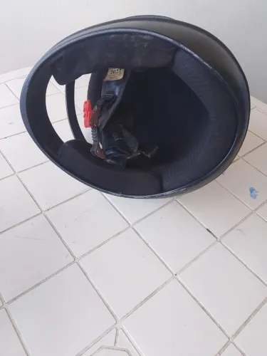 Capacete