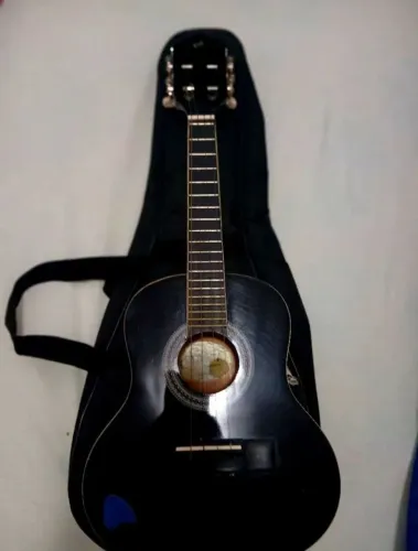 Cavaquinho Giannini Start + Bag + Microfone Lapela e Palheta de Brinde*