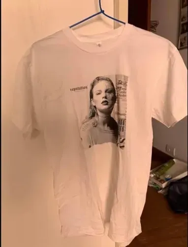 Camiseta Reputation - Taylor Swift