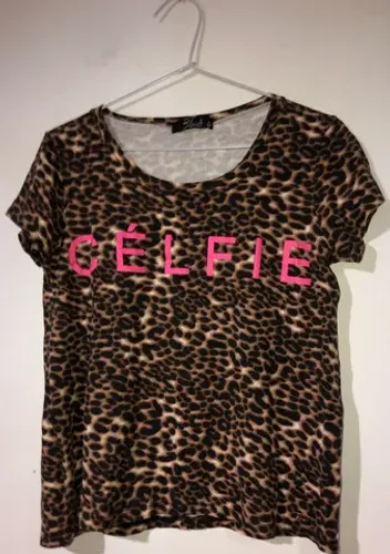 Camiseta feminina G marca Blessed