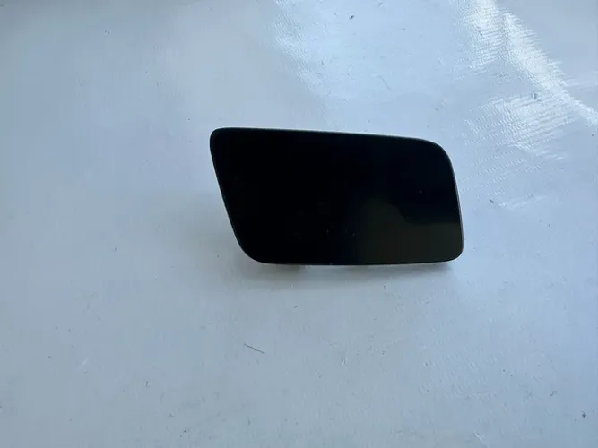 Tampa Esguicho Farol Direito Volvo Xc60 2018 2019 2020 2021