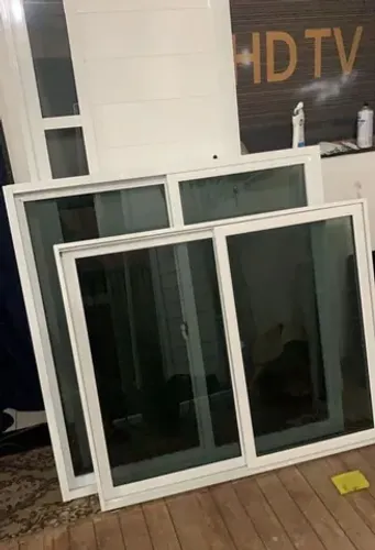 Vendo Janela de Alumínio Branca