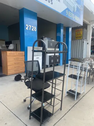 Fruteiras, cômodas, armários?