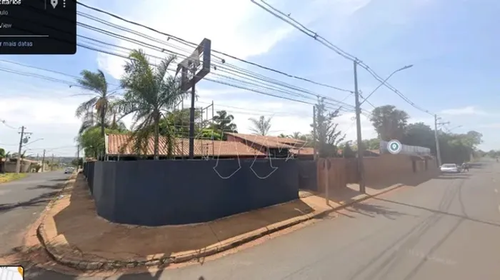 Venda de Casas / Comercial na cidade de Araraquara
