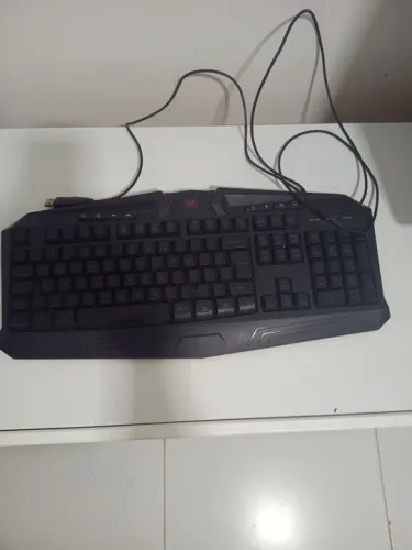 Teclado gamer red dragon