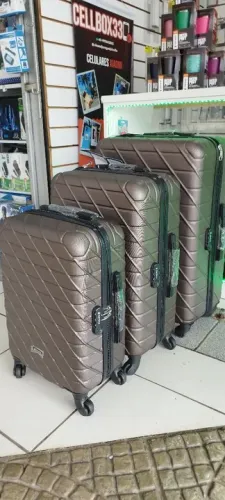 Conjunto de 3 malas de viagem(VALOR UNITÁRIO)