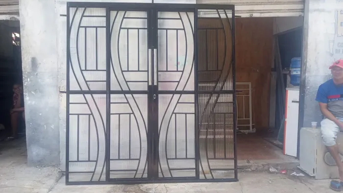 Porta de correr toda vidro 