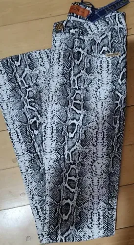 Calça feminina