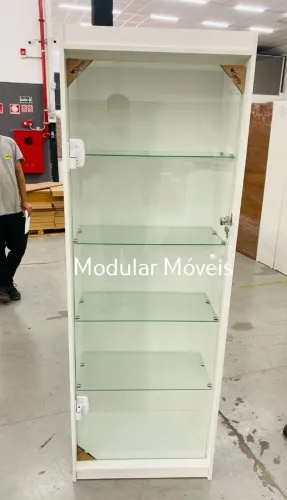 Estante Prateleira de Vidro com Porta de Vidro Basculante com Chave - MDF Branco - Direto 