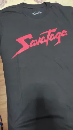 Savatage - Camiseta oficial do Monsters of Rock 2025.