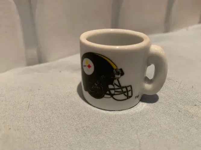 Mini Xícara Colecionável time de Futebol Americano Miami Dolphins e Philadelphia Steelers