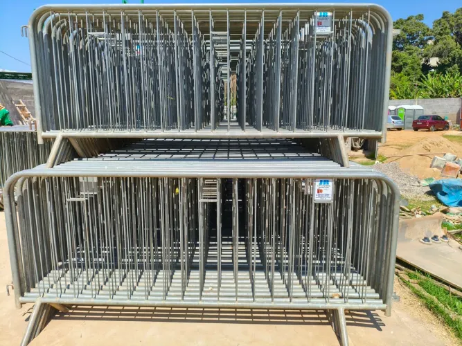 Gradil 2.5m galvanizado a fogo.