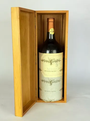 MAGNUN VIÑA MONTES 1,5L - 2012 - VINHO ED. ESPECIAL