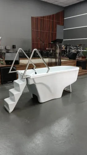 Aluguel de Tanque Batismal