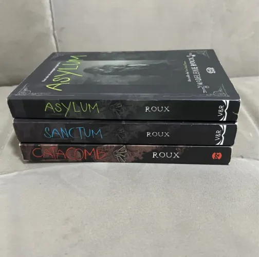 Série terror Asylum