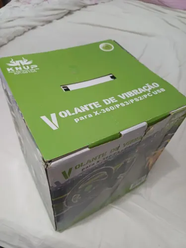 Volante e pedal para PC e Xbox