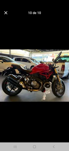 Ducati monster 1200 S