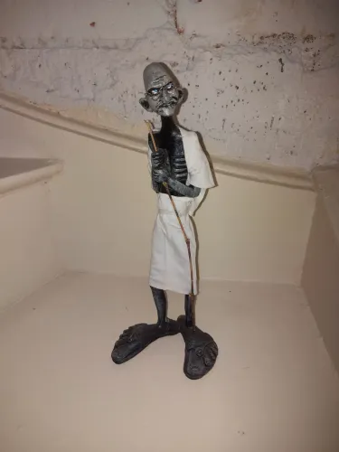 Escultura Hindu Gandhi em Resina